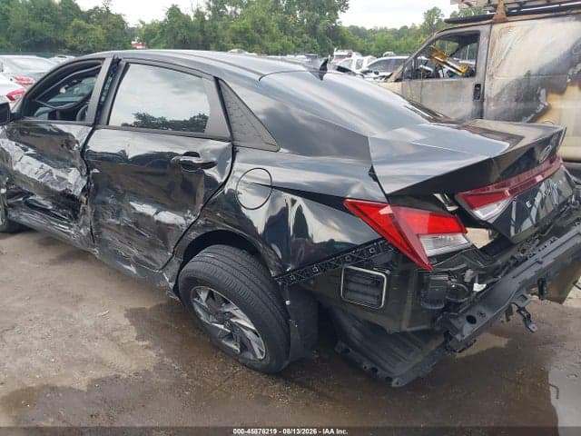 2024 HYUNDAI ELANTRA SEL 15