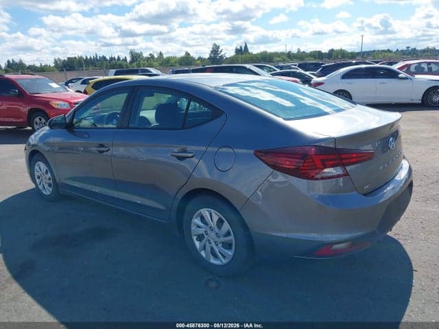 2019 HYUNDAI ELANTRA SE 3