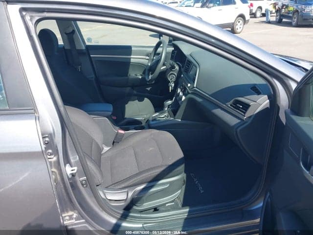 2019 HYUNDAI ELANTRA SE 5
