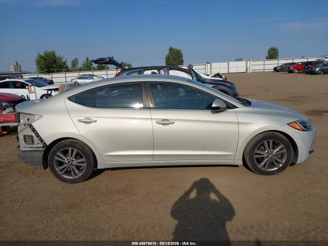 2017 HYUNDAI ELANTRA SE 14