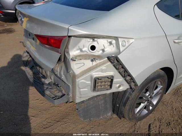 2017 HYUNDAI ELANTRA SE 19