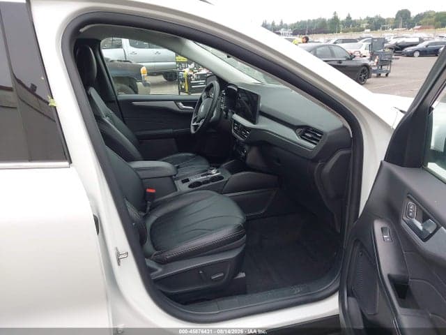 2025 FORD ESCAPE PLATINUM 5