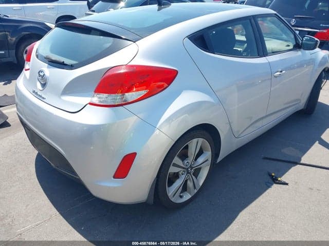 2017 HYUNDAI VELOSTER VALUE EDITION 4