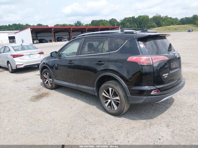 2018 TOYOTA RAV4 XLE 3