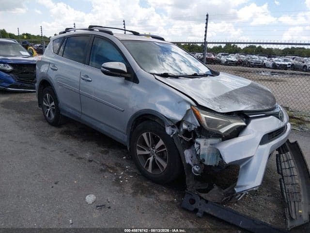 2017 TOYOTA RAV4 XLE 1