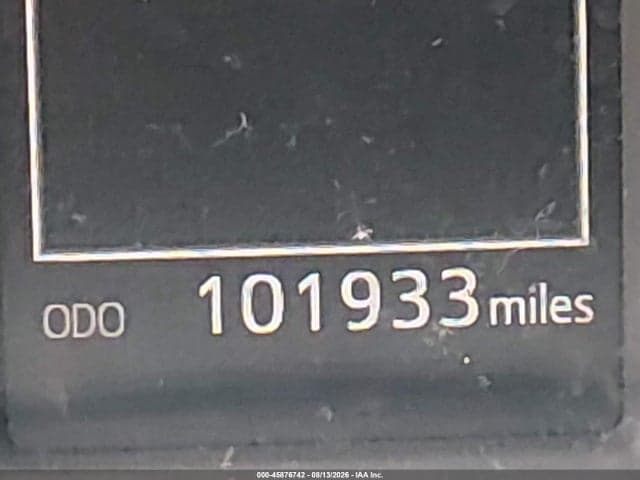 2017 TOYOTA RAV4 XLE 16