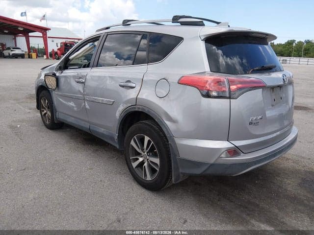 2017 TOYOTA RAV4 XLE 3