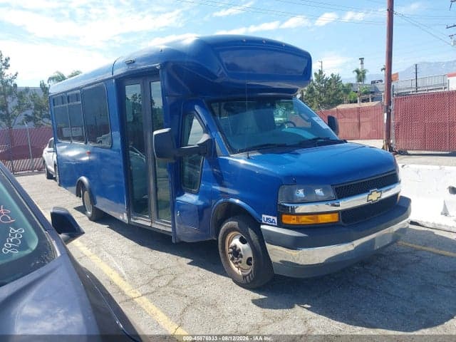 2018 CHEVROLET EXPRESS CUTAWAY 4500 VAN 1
