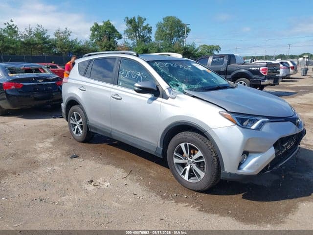 2018 TOYOTA RAV4 XLE 1