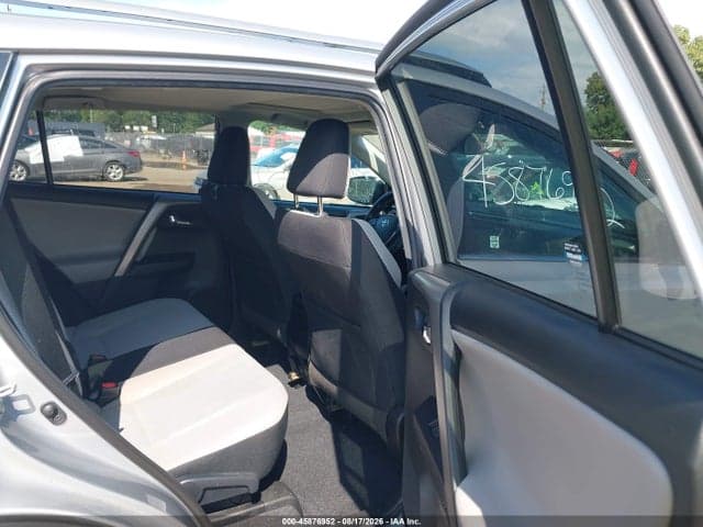 2018 TOYOTA RAV4 XLE 8