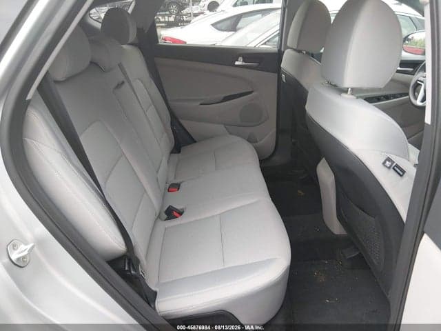 2019 HYUNDAI TUCSON SE 8