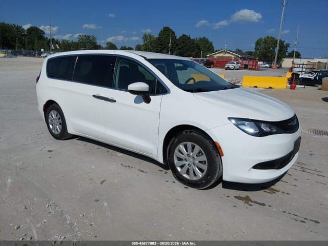 2021 CHRYSLER VOYAGER L