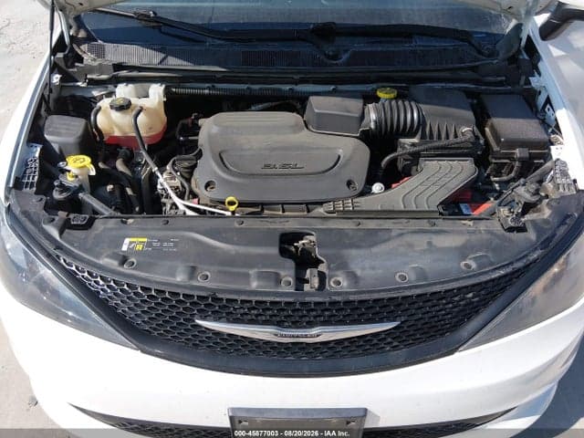 2021 CHRYSLER VOYAGER L 10