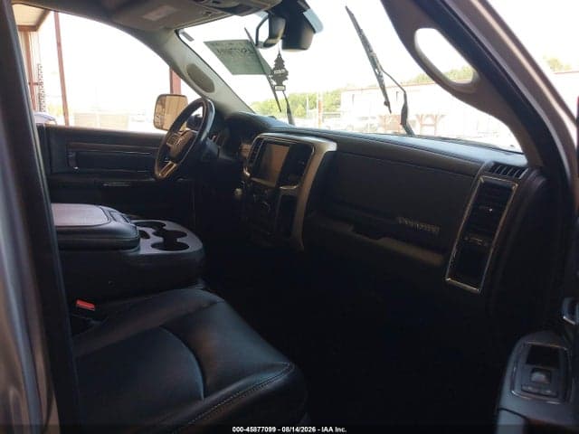 2017 RAM 1500 LARAMIE 4X2 5'7 BOX 5