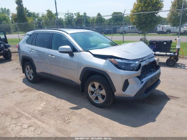 2023 TOYOTA RAV4 XLE 1