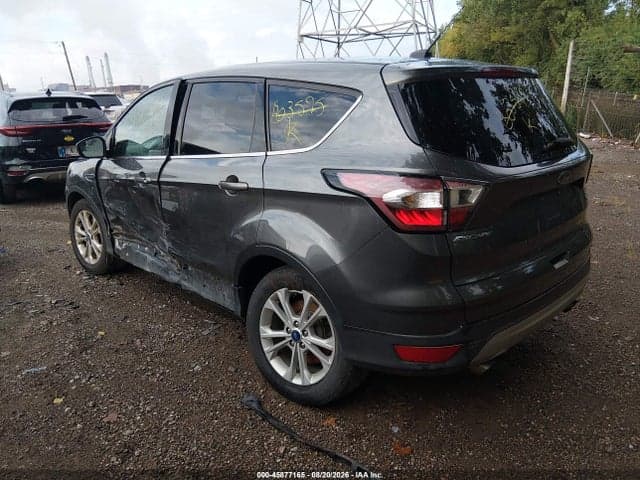 2017 FORD ESCAPE SE 3