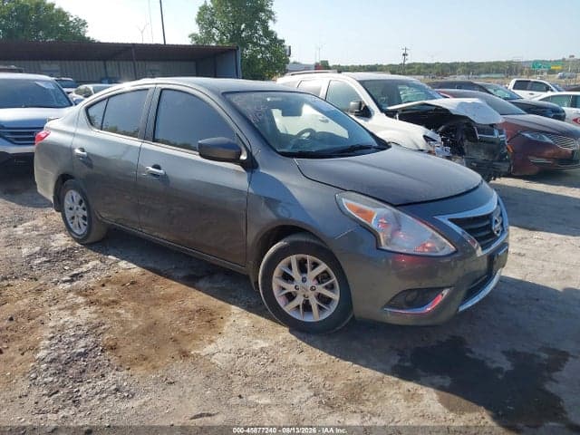 2017 NISSAN VERSA 1.6 SV 1