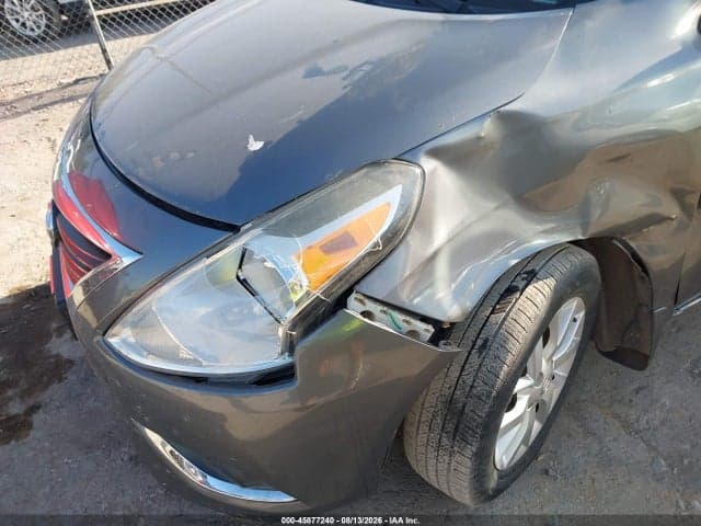 2017 NISSAN VERSA 1.6 SV 6