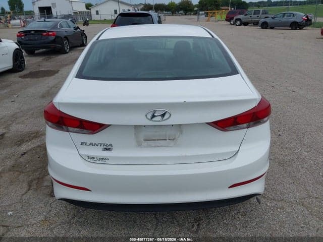 2018 HYUNDAI ELANTRA SE 17