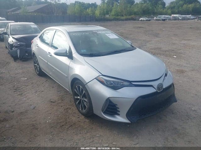 2017 TOYOTA COROLLA SE 1