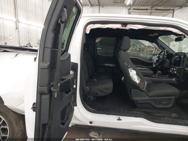 2022 FORD F-150 XLT 8