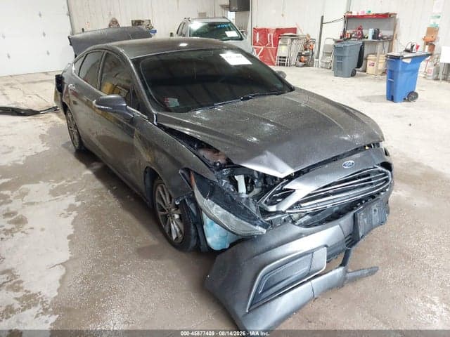 2017 FORD FUSION SE 1