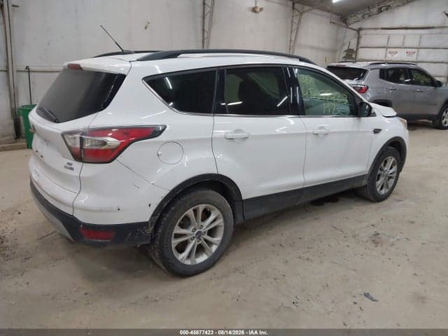 2017 FORD ESCAPE SE 4