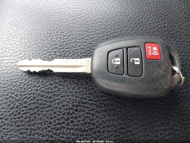 2017 TOYOTA RAV4 LE 11