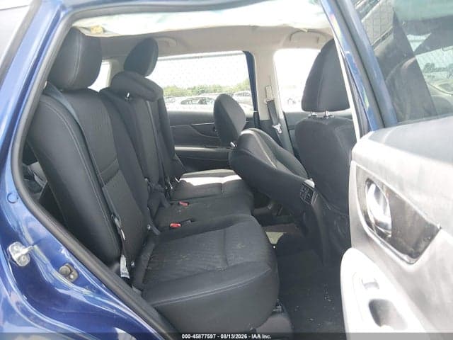 2019 NISSAN ROGUE SV 8
