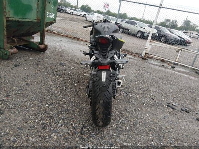 2026 HONDA CBR650 R 6