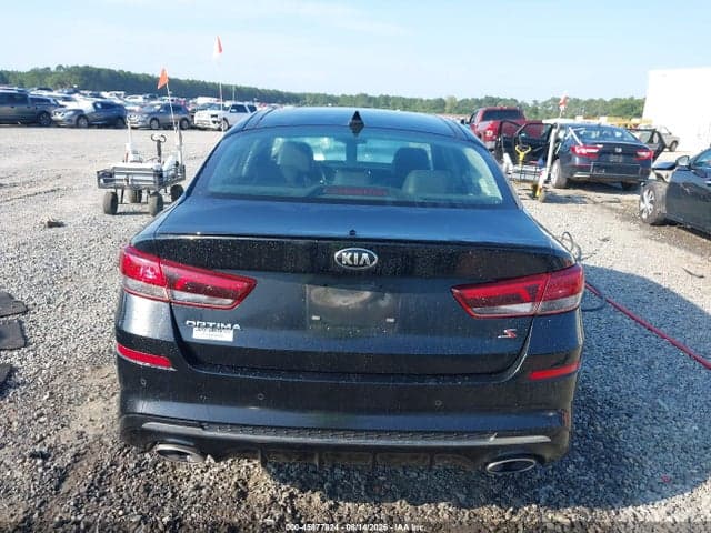 2019 KIA OPTIMA S 16