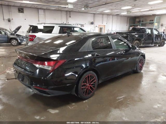 2022 HYUNDAI ELANTRA SEL 4
