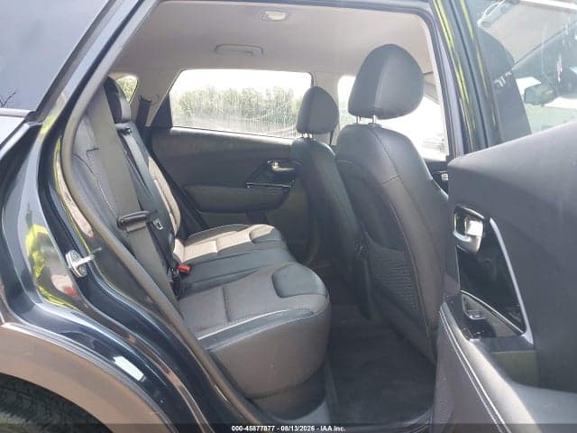2022 KIA NIRO EV EX 8
