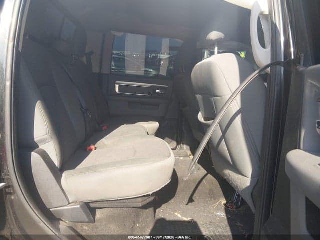 2017 RAM 1500 BIG HORN 4X4 5'7 BOX 8