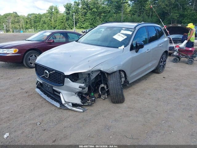 2023 VOLVO XC60 B5 PLUS DARK THEME 2