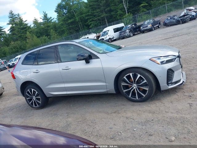 2023 VOLVO XC60 B5 PLUS DARK THEME 13