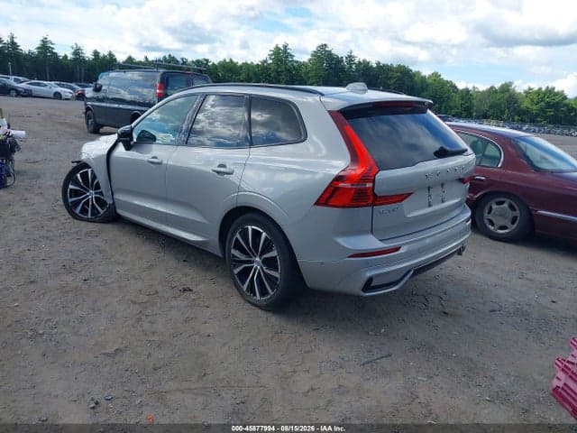 2023 VOLVO XC60 B5 PLUS DARK THEME 3