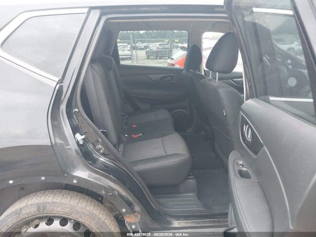 2019 NISSAN ROGUE S 8