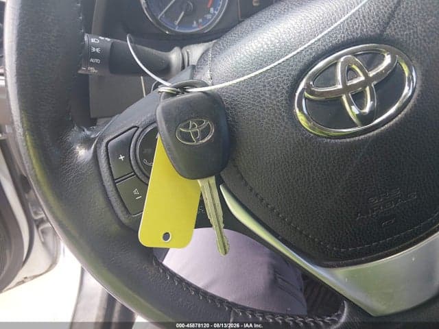 2018 TOYOTA COROLLA SE 11