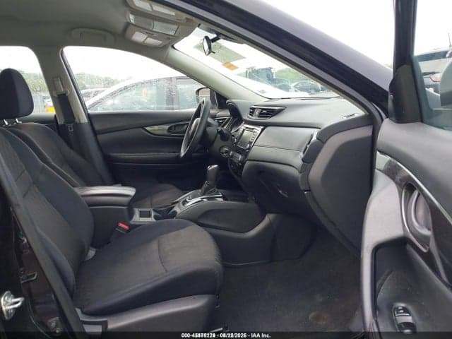 2019 NISSAN ROGUE S 5