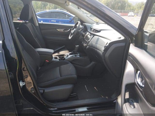 2018 NISSAN ROGUE SV 5