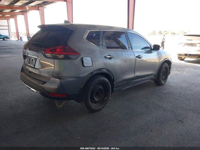 2018 NISSAN ROGUE S 4
