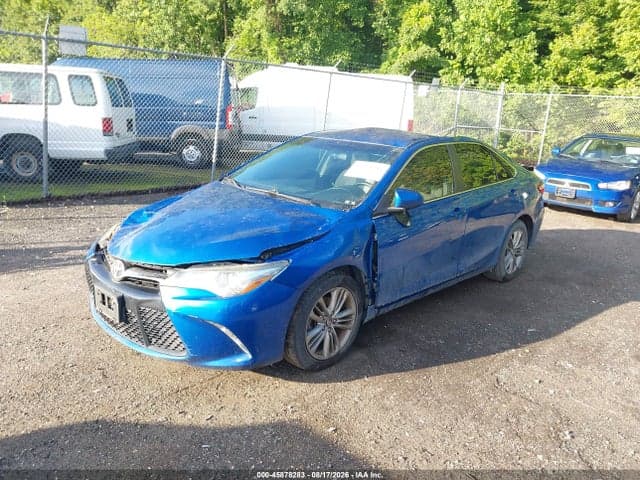 2017 TOYOTA CAMRY SE 2