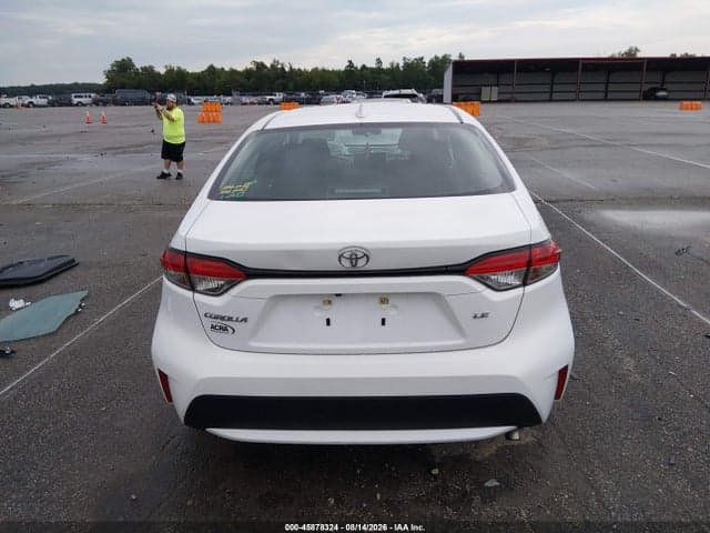 2021 TOYOTA COROLLA LE 17