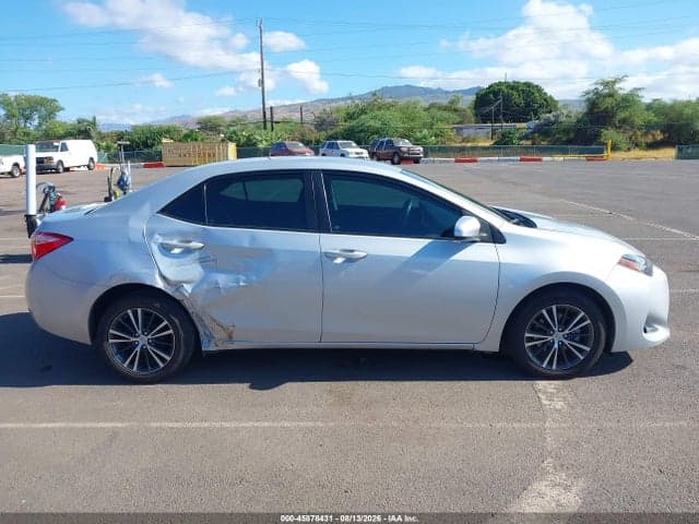 2017 TOYOTA COROLLA LE 13