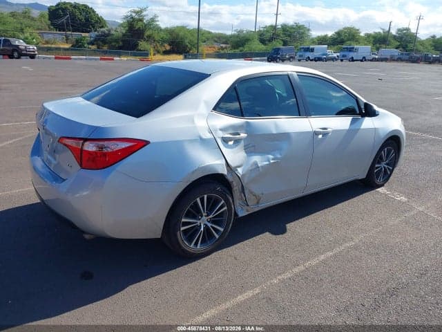 2017 TOYOTA COROLLA LE 4