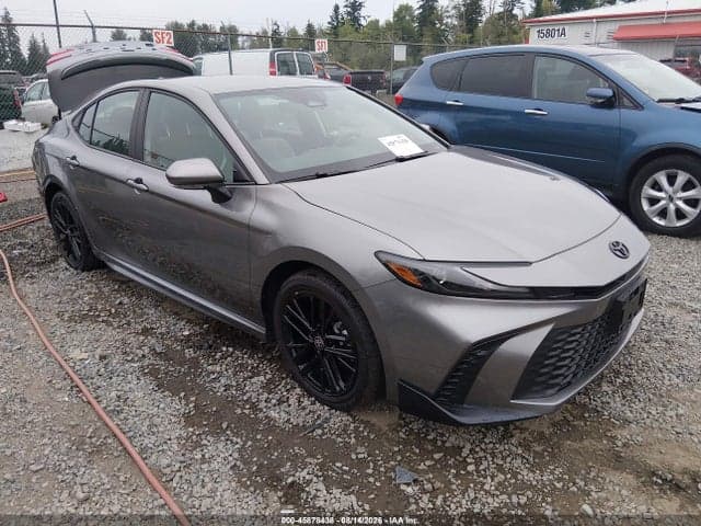 2025 TOYOTA CAMRY SE 1