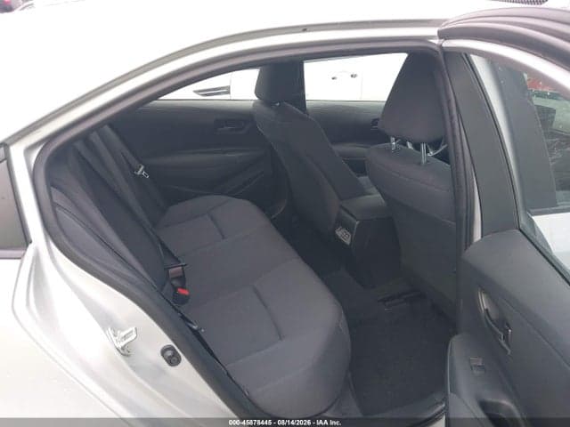 2024 TOYOTA COROLLA LE 8