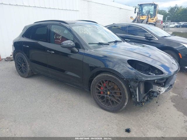 2017 PORSCHE MACAN GTS 1