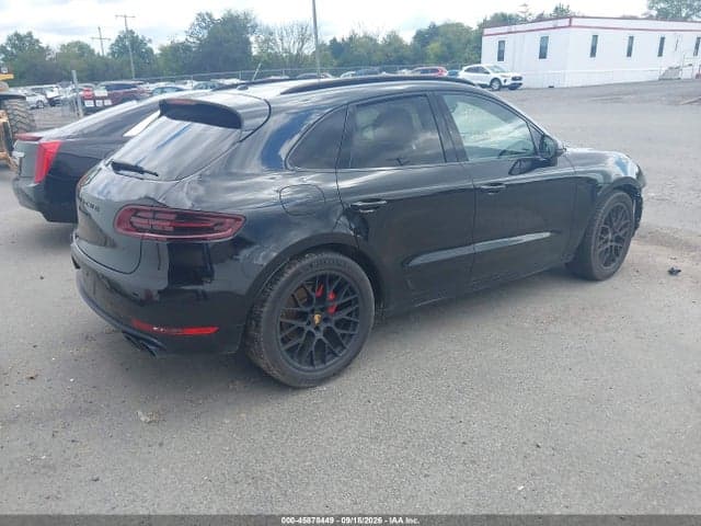 2017 PORSCHE MACAN GTS 4